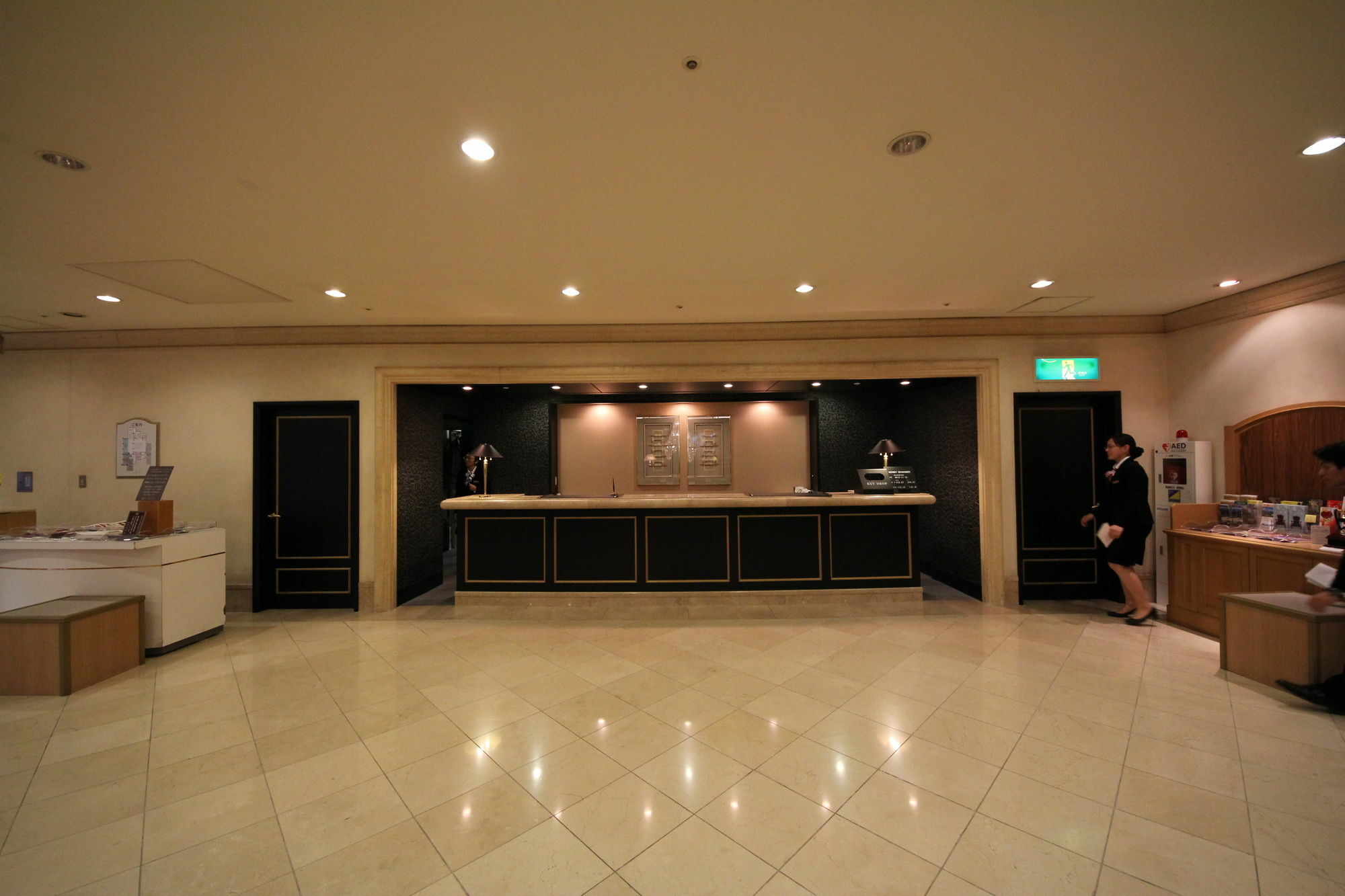 Hotel River Side 4*