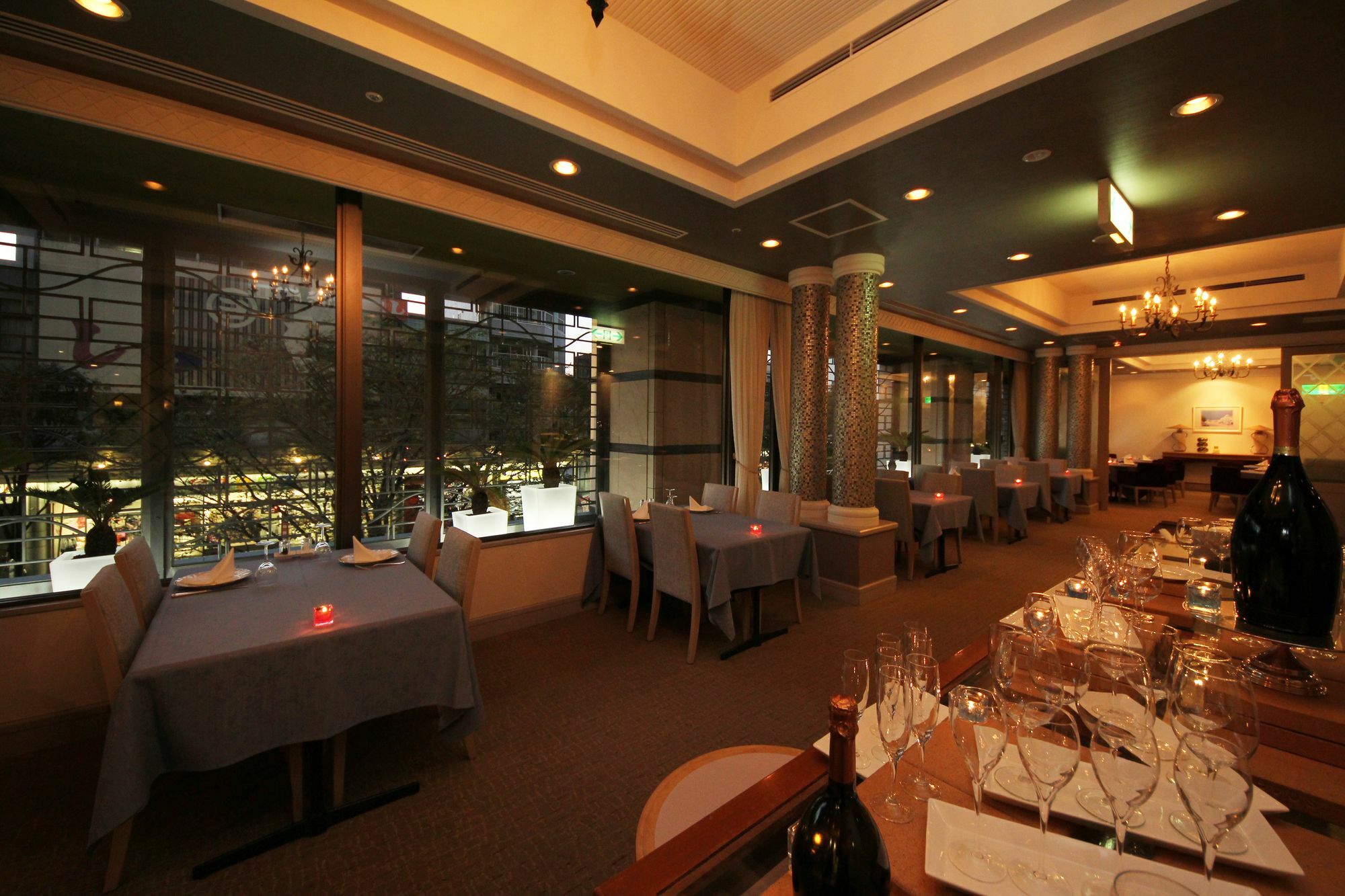 River Side Hotel